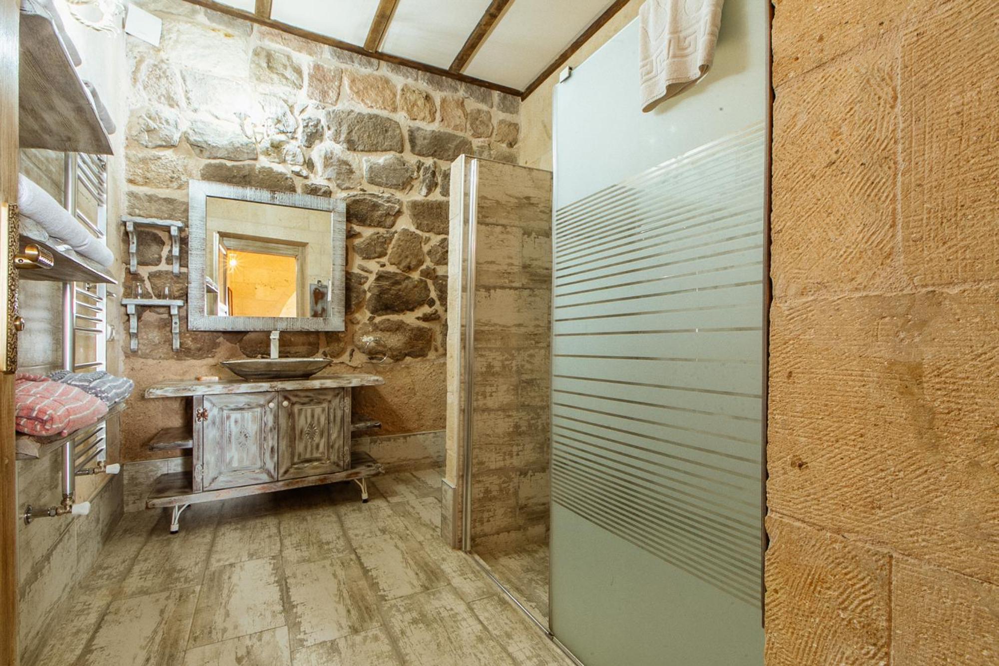 Karlik Cave Suite Cappadocia Üçhisar Kültér fotó