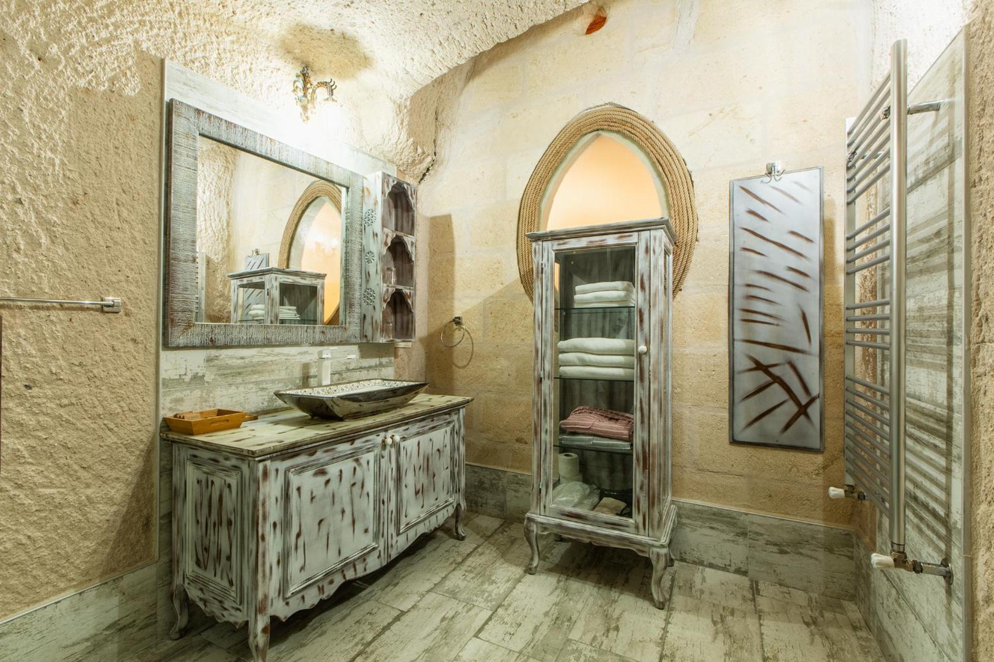 Karlik Cave Suite Cappadocia Üçhisar Kültér fotó
